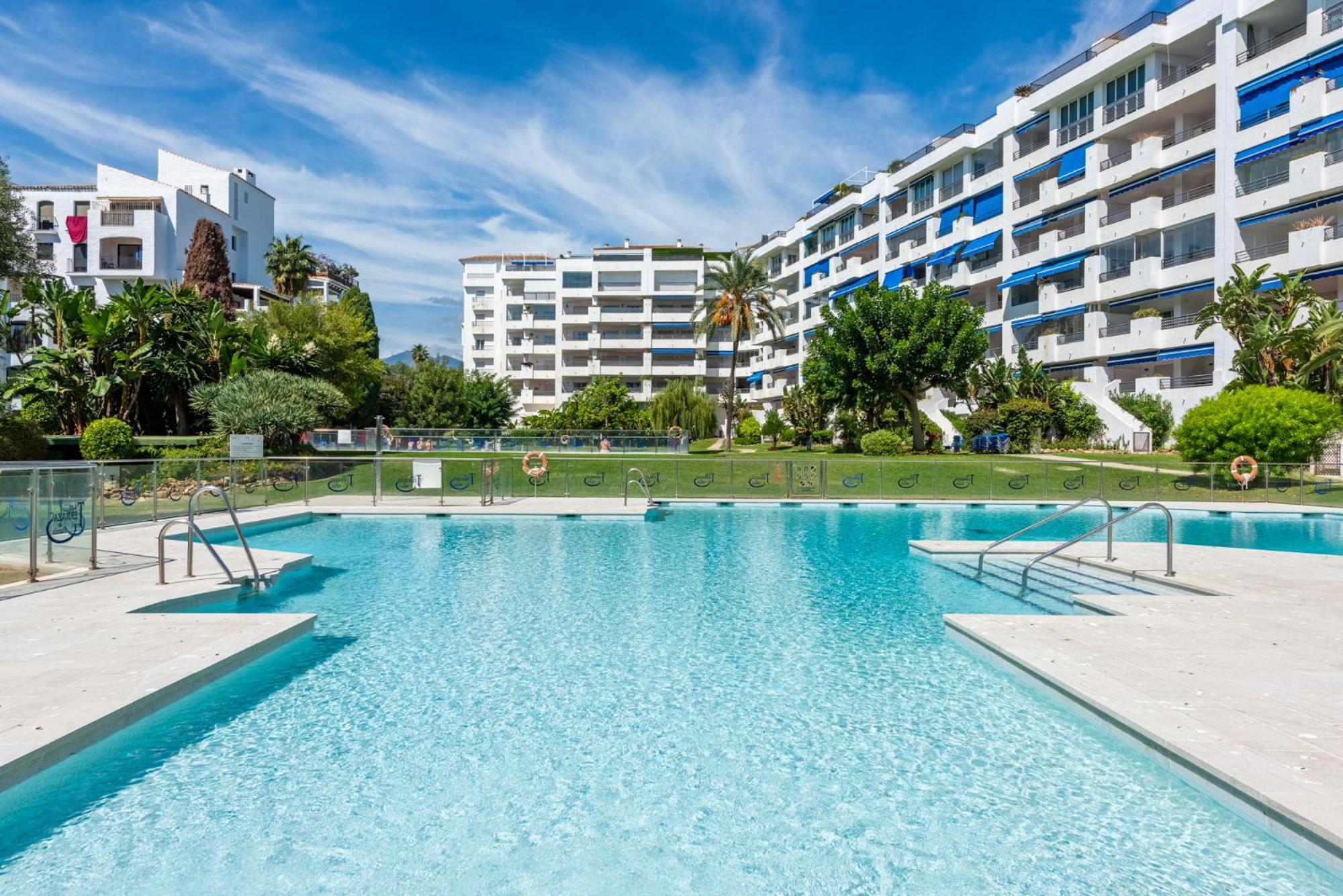 Apartamento Terrazas De Banus, Location Marbella